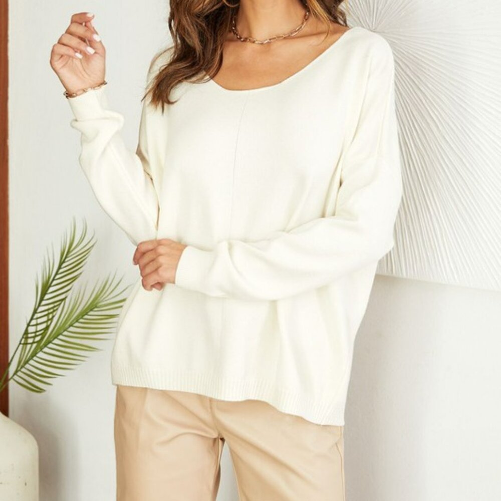 ROUND NECK PULLOVER SWEATER (IVORY)